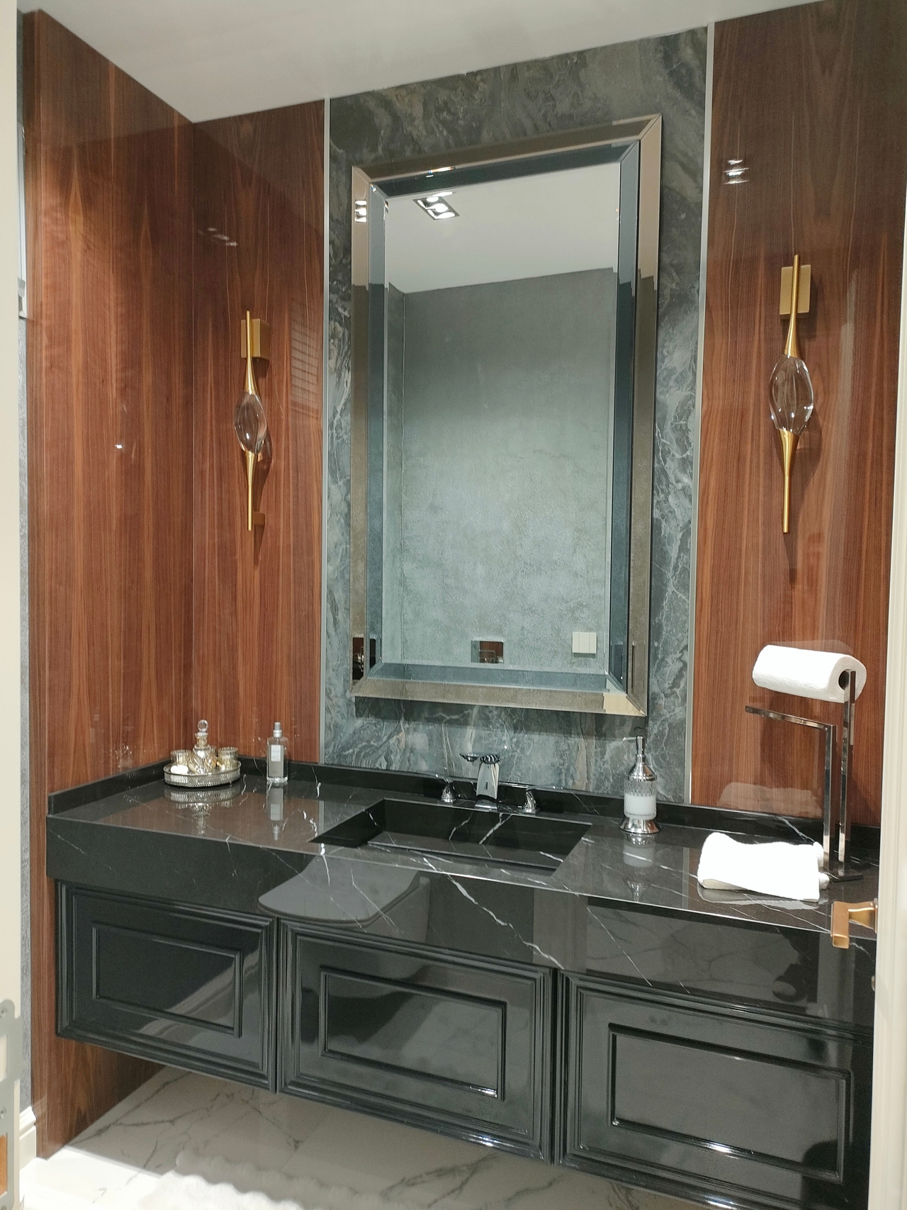 Banyo Dolapları görsel 2